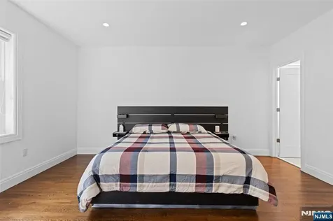 1603 71st Street North Bergen NJ 07047