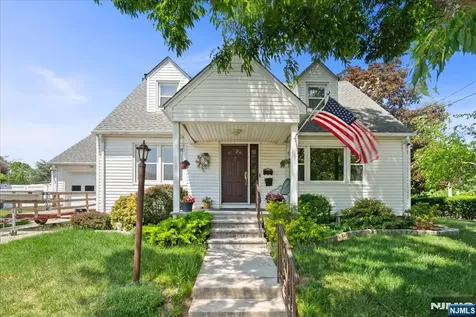 7 Maitland Avenue Hawthorne NJ 07506