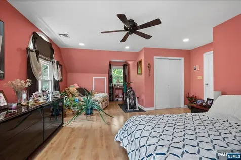 7 Maitland Avenue Hawthorne NJ 07506