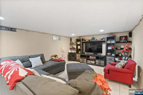 7 Maitland Avenue Hawthorne NJ 07506