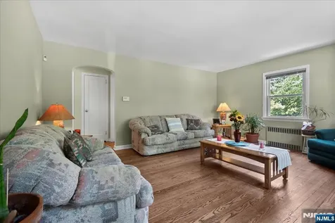 7 Maitland Avenue Hawthorne NJ 07506
