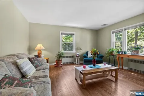 7 Maitland Avenue Hawthorne NJ 07506