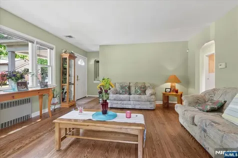 7 Maitland Avenue Hawthorne NJ 07506