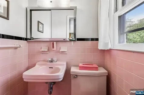 1355 Ratzer Road Wayne NJ 07470