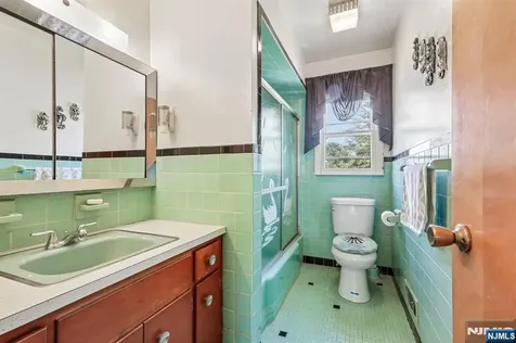1355 Ratzer Road Wayne NJ 07470