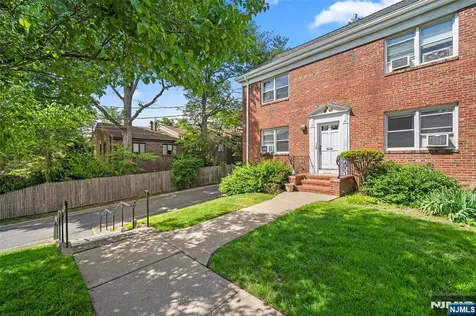 151 E Palisade Avenue Englewood NJ 07631