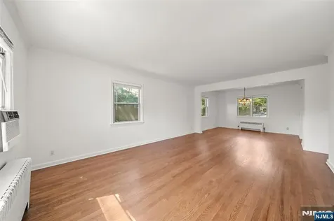 151 E Palisade Avenue Englewood NJ 07631