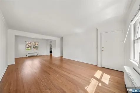 151 E Palisade Avenue Englewood NJ 07631