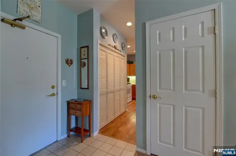 2 Richmond Road West Milford NJ 07480