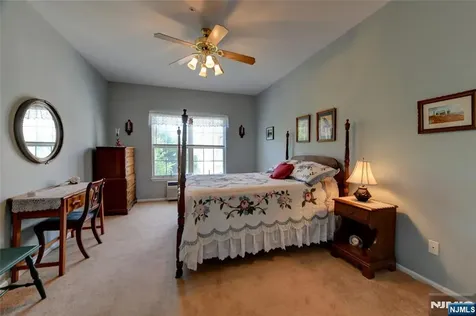 2 Richmond Road West Milford NJ 07480