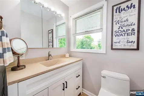 42 Summit Road Jefferson Township NJ 07438
