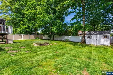 42 Summit Road Jefferson Township NJ 07438