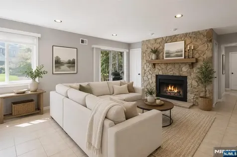 2 Mcchesney Court West Orange NJ 07052