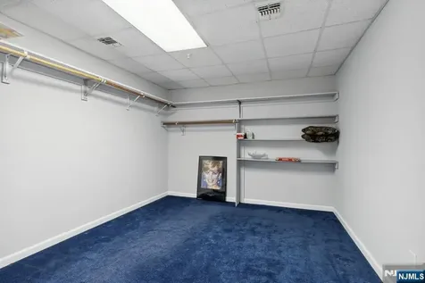 2 Mcchesney Court West Orange NJ 07052