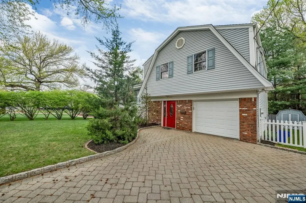 364 Knickerbocker Road Cresskill NJ 07626