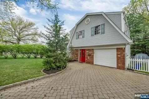 364 Knickerbocker Road Cresskill NJ 07626