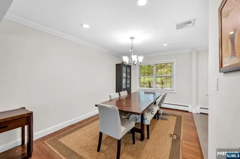 364 Knickerbocker Road Cresskill NJ 07626