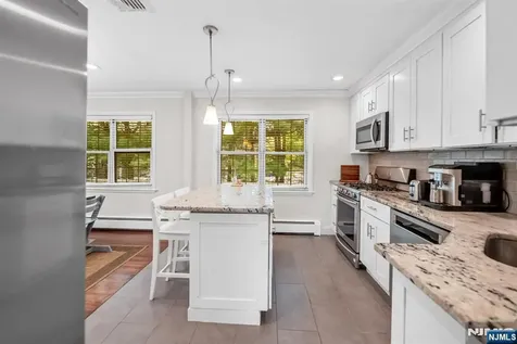 364 Knickerbocker Road Cresskill NJ 07626