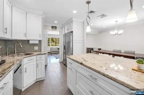 364 Knickerbocker Road Cresskill NJ 07626