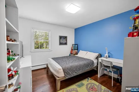 364 Knickerbocker Road Cresskill NJ 07626