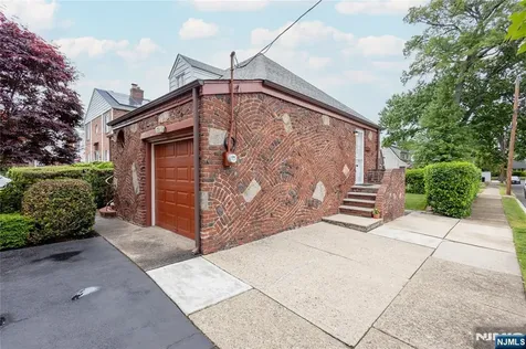179 E Main Street Bergenfield NJ 07621