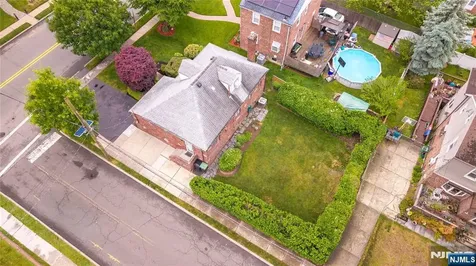 179 E Main Street Bergenfield NJ 07621