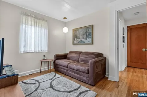 179 E Main Street Bergenfield NJ 07621