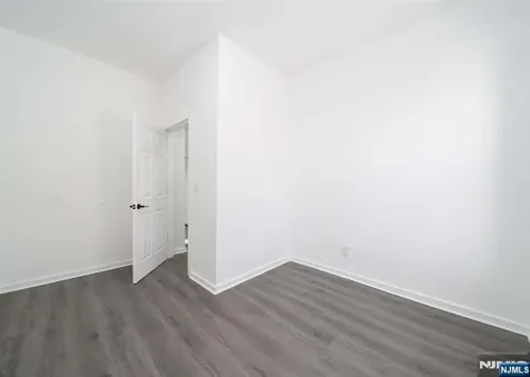 10 Mcdougall Street Jersey City NJ 07304