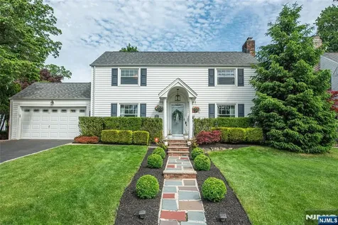 34 Coolidge West Caldwell NJ 07006