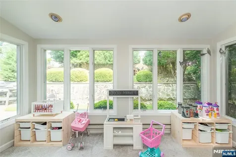 34 Coolidge West Caldwell NJ 07006