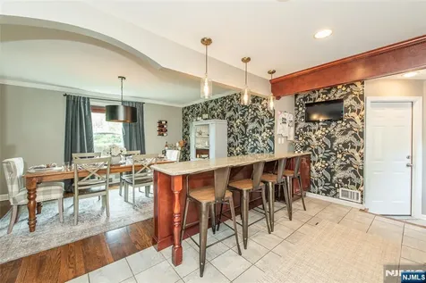34 Coolidge West Caldwell NJ 07006