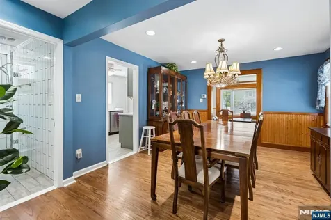 14 Chestnut Terrace Bloomfield NJ 07003