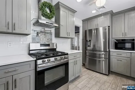 14 Chestnut Terrace Bloomfield NJ 07003