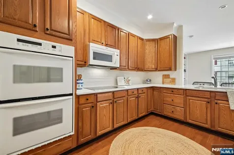 4 Quarry Drive Woodland Park NJ 07424