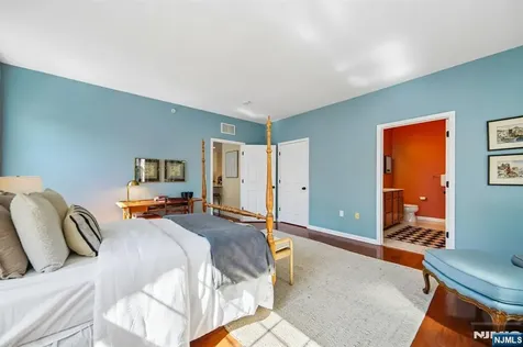 4 Quarry Drive Woodland Park NJ 07424