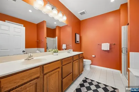 4 Quarry Drive Woodland Park NJ 07424