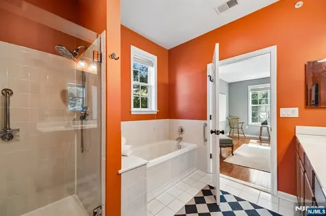 4 Quarry Drive Woodland Park NJ 07424