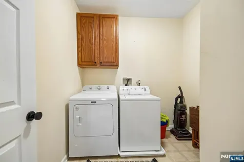 4 Quarry Drive Woodland Park NJ 07424