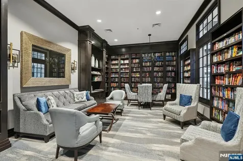 4 Quarry Drive Woodland Park NJ 07424