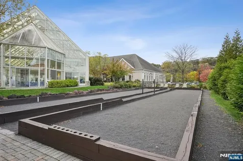 4 Quarry Drive Woodland Park NJ 07424