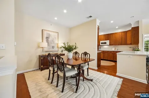 4 Quarry Drive Woodland Park NJ 07424