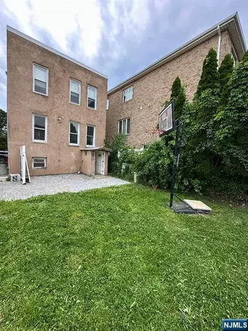 237 Day Avenue Cliffside Park NJ 07010