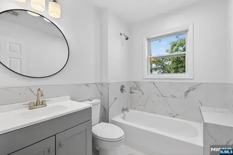 1121 85th Street North Bergen NJ 07047
