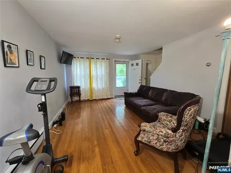 230 Lafayette Place Englewood NJ 07631
