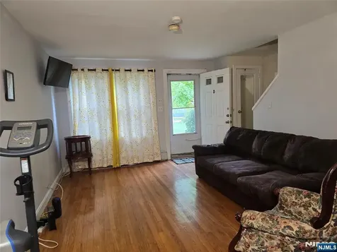 230 Lafayette Place Englewood NJ 07631