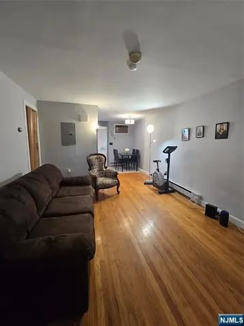 230 Lafayette Place Englewood NJ 07631