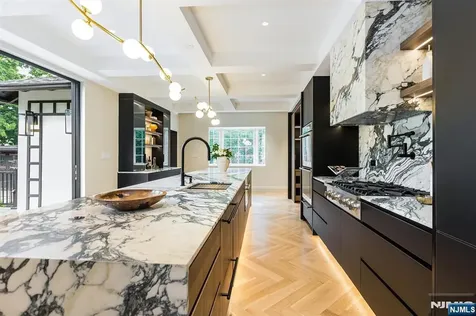 2 Russell Terrace Montclair NJ 07042