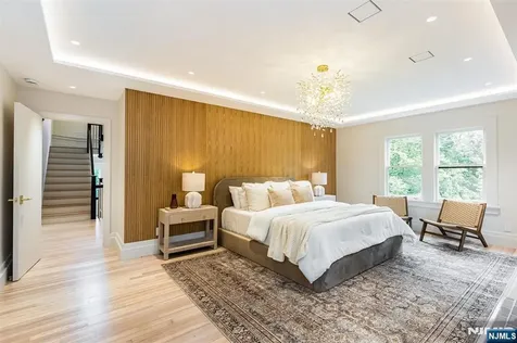 2 Russell Terrace Montclair NJ 07042