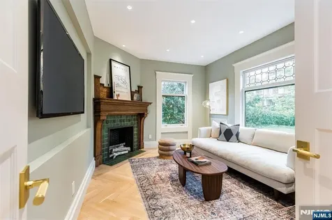 2 Russell Terrace Montclair NJ 07042
