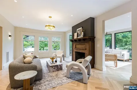 2 Russell Terrace Montclair NJ 07042